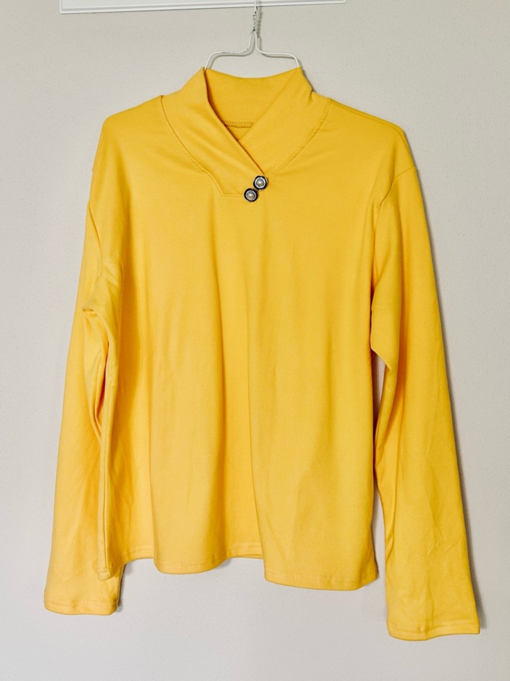 NEW XXL Women’s Bright Yellow Long Sleeve Top with Decorative Buttons